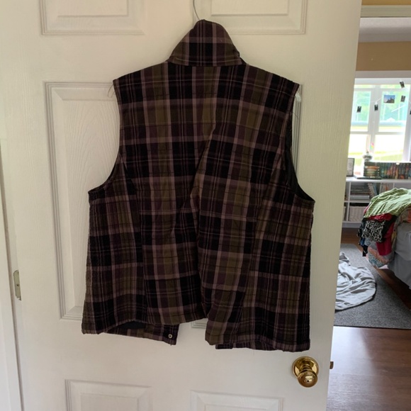 Checkered Vest - Picture 3 of 3